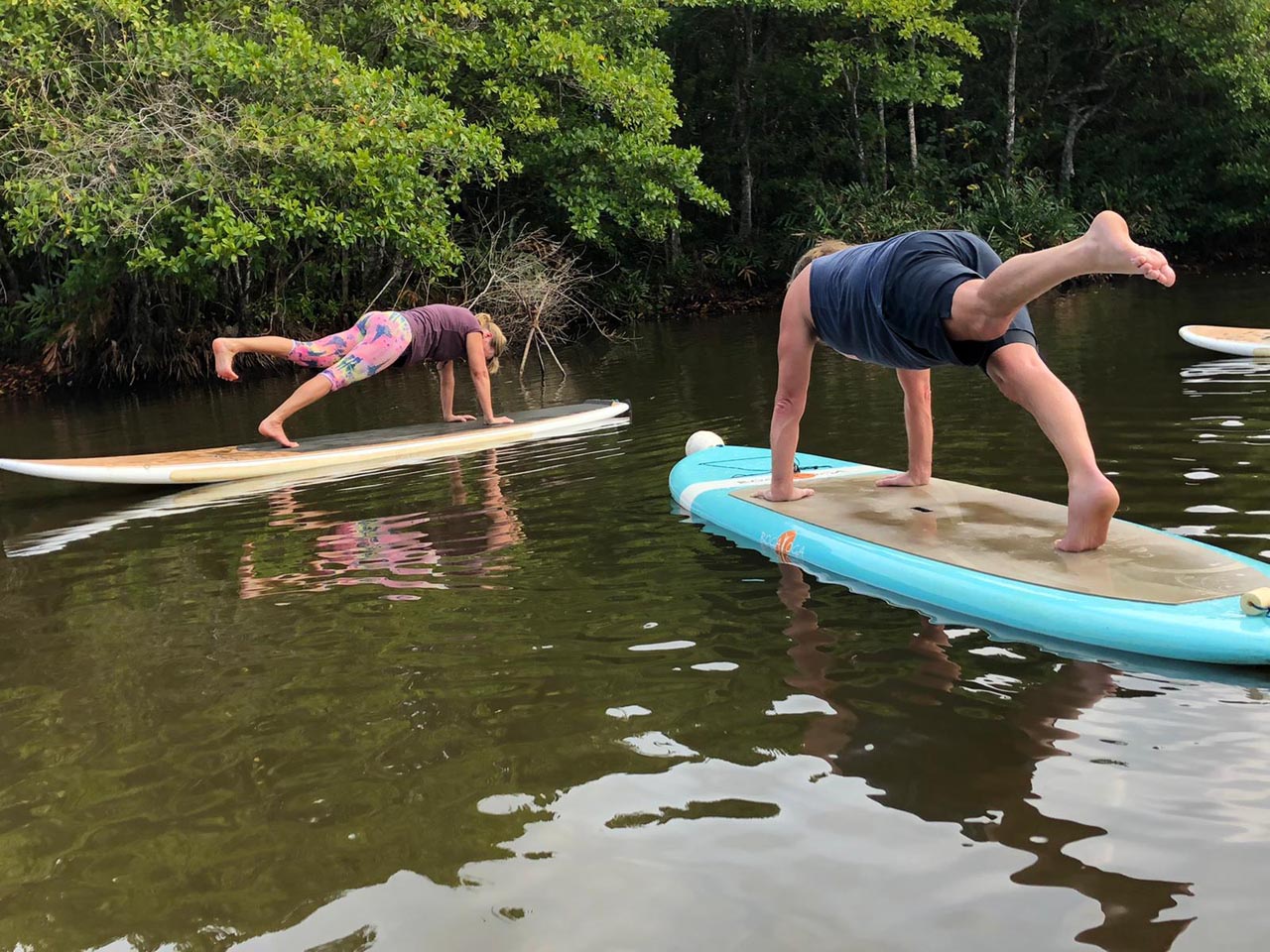 Paddle Board yoga – Picture 9